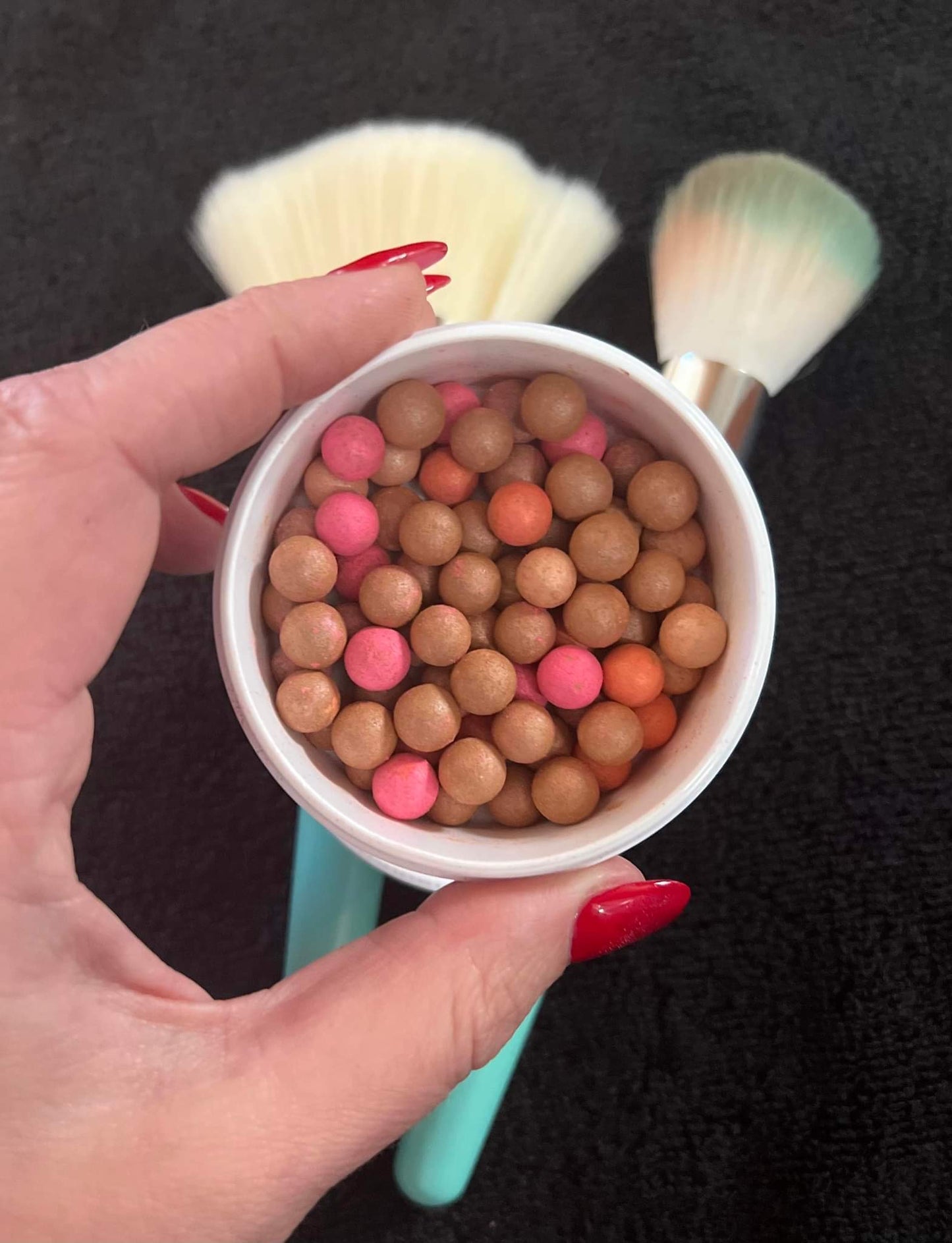 Bronzing pearls